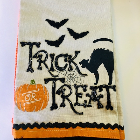 3 Halloween Black Cat Trick Treat Kitchen Towels - Picture 12 of 16
